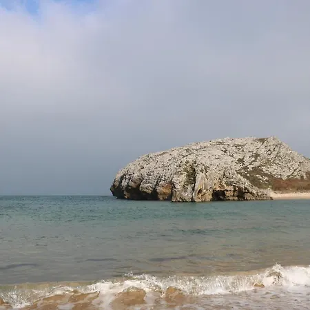 Ereba, Casa En Nueva A 3 Km De La Playa Ca-33-as Vakantiehuis *